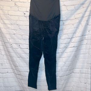 Loft Black Velvet Skinny Leg Maternity Pants Size 10 Excellent Condition